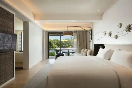 The ShellSea Krabi I Luxury Beach Front Resort & Pool Villas - 15
