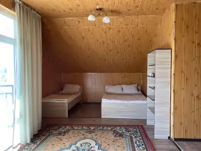 Eram Garden Guest house - 12
