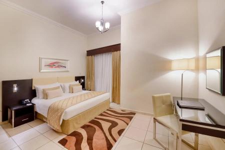 Pearl Marina Apartments LLC - 23