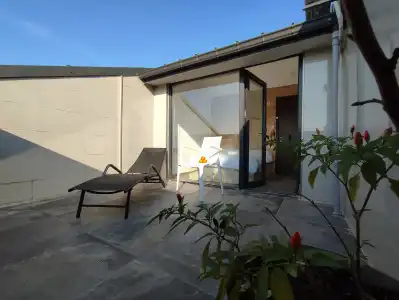 TJ Guest House - 35