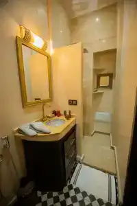 Riad Tachchaqa - 50