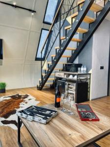 Geometrika • Lounge - 248