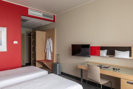 Park Inn by Radisson Novosibirsk - 111