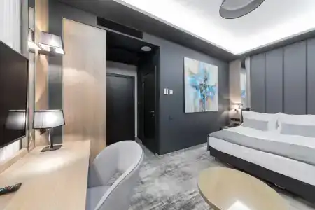 Megapolis Naberezhnaya - 61