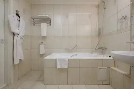 Atlantic by USTAs - 75