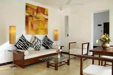 Goldi Sands - 23