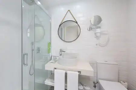 Ereza Mar - Adults Only - 12