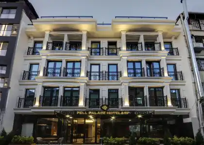 Pell Palace & Spa - 0