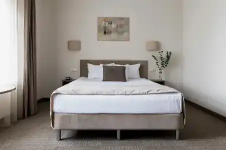 Stariy Dvorik on Orlovskaya - 70