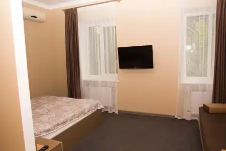 Yuzhnyij Dvorik Apart-Hotel - 58