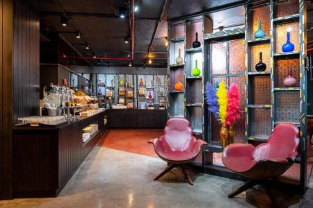 RakYim Siam Sukhumvit 15 - 10