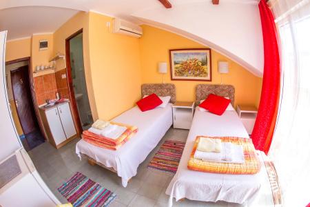 Predrag Guest House - 17