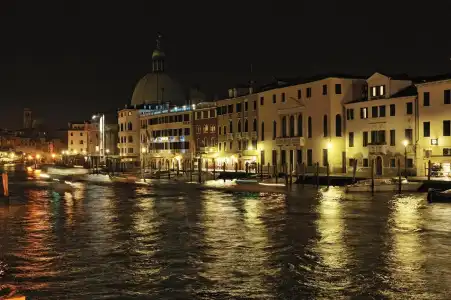 Carlton on the Grand Canal - 30
