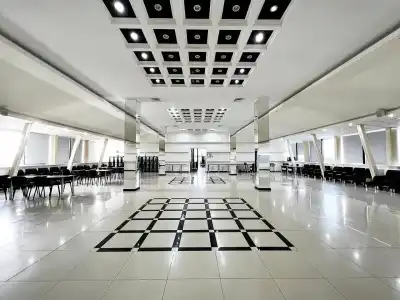 Forum Plaza - 17