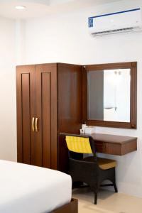 The Green Beach Resort - 55