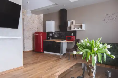 Mia Milano - 6