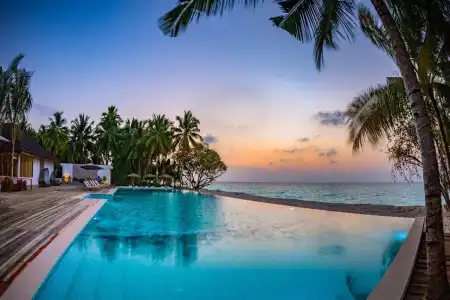 Fiyavalhu Resort Maldives - 2
