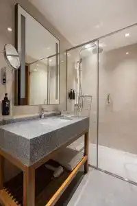 Ramada Encore By Wyndham Tashkent - 36