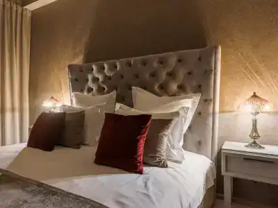 Zolotoy Delfin - 109