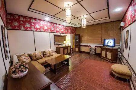 Reikartz Dostar - 33