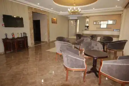 Maestro Guest House - 7