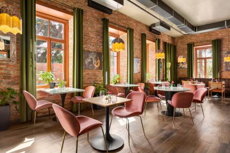Ramada by Wyndham Tbilisi Old City - 17