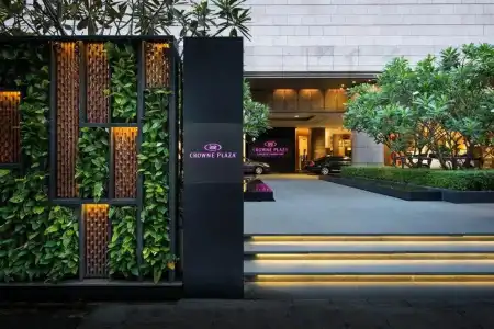 Crowne Plaza BANGKOK LUMPINI PARK by IHG - 1
