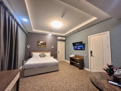 Royal Meridien - 64