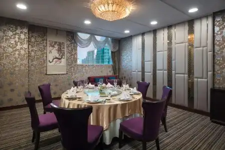 The Berkeley Pratunam - 37