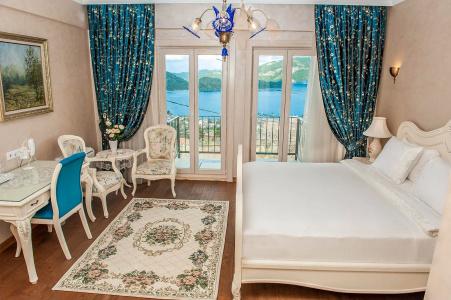 Swan Lake - Adults Only Boutique - 47