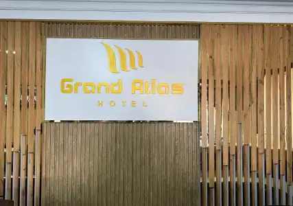Grand Atlas - 11