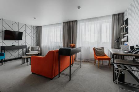 X-ROOM - 42