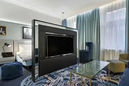 Radisson Royal - 143