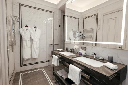 Cosmos Selection Saint-Petersburg Italyanskaya - 169