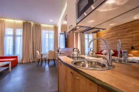 5 Star Apart - 7
