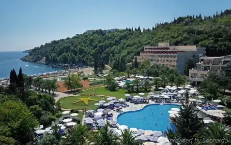 Iberostar Bellevue - 35