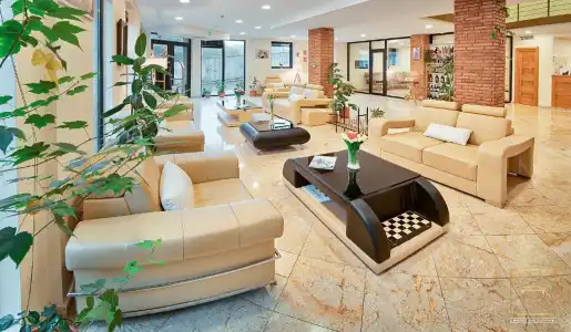 Atrium Boutique - 17