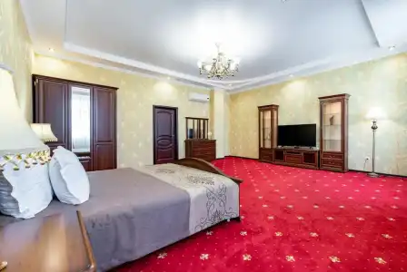 Roomp Mano - 103