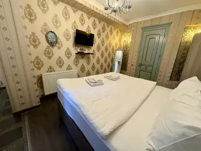 Silver 34 Boutique - 57