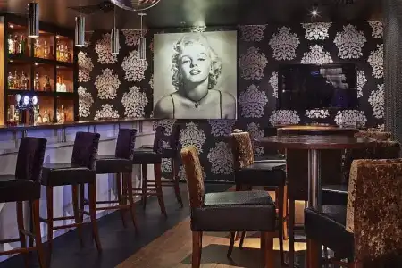Rushotel - 16