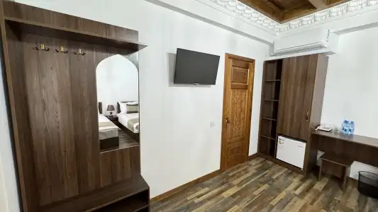 Mahbubakhon Guest House - 8