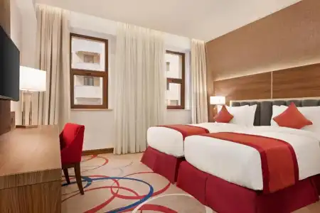 Ramada & Suites by Wyndham - 0