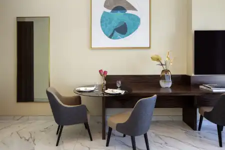 Avani + Palm View Dubai & Suites - 101