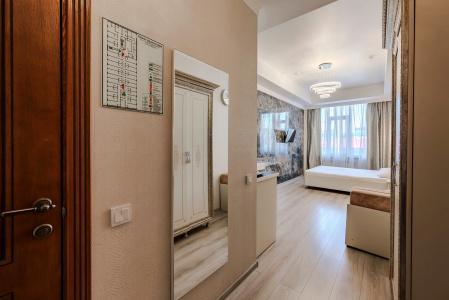 Central Residence - 17