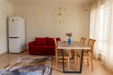 Yakor Guest House - 142