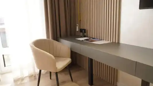 Golden Dragon ApartHotel - 7