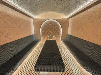 Ramada Plaza by Wyndham - 45