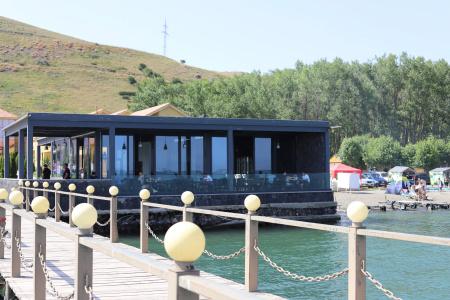Best Western Bohemian Resort - 22