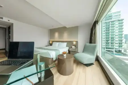 Golden Tulip Mandison Suites - 10