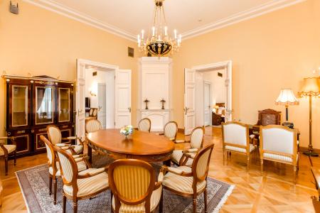Petroff Palace Boutique - 14